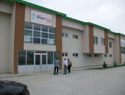 Aziziye spor salonu siftah etti